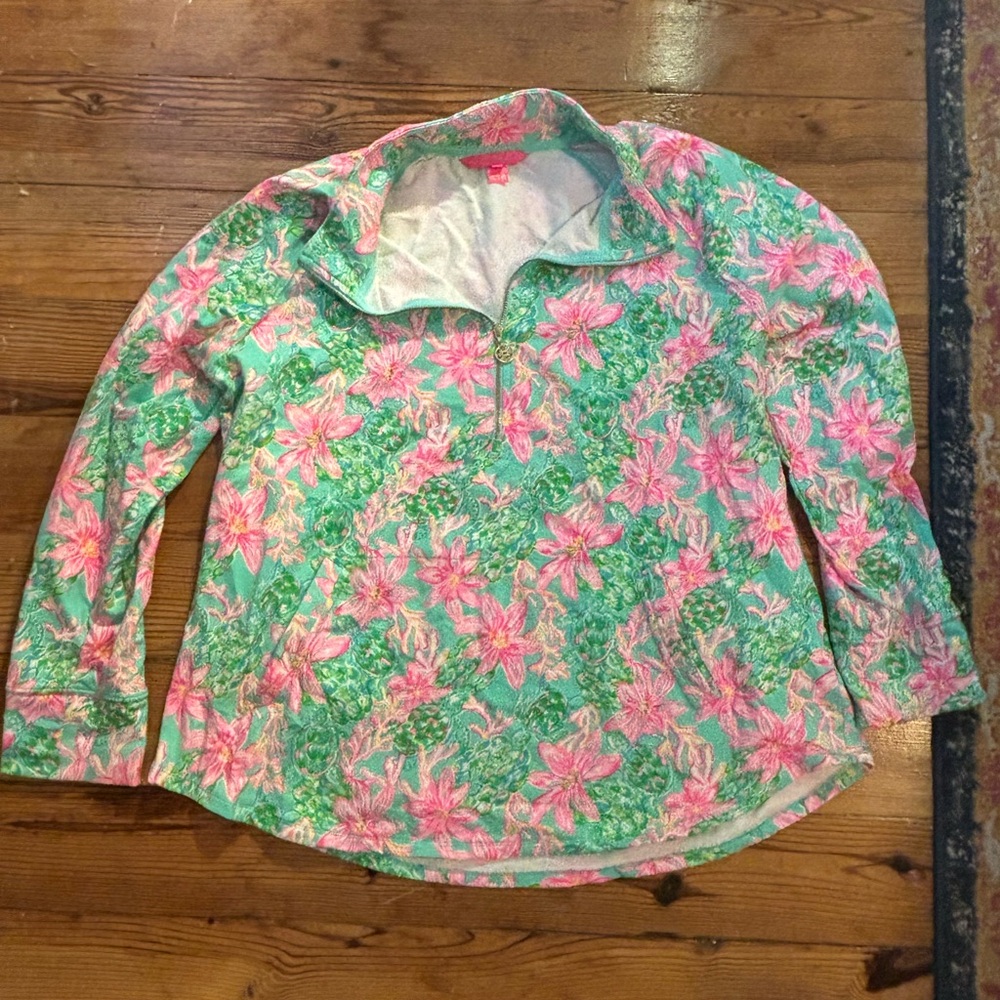 Never worn! Perfect light weight pullover!